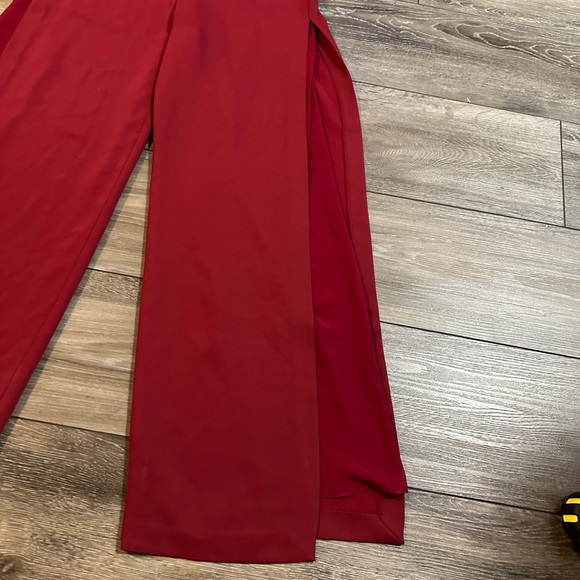 Halston heritage/ luxury wear/ CD Burgundy Jumpsuit/ woman’s 10/ - Picture 6 of 15